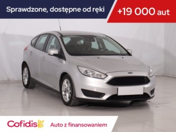 Ford Focus III Hatchback 5d facelifting 1.0 EcoBoost 125KM 2015 Ford Focus 1.0 EcoBoost, Salon Polska, Klima