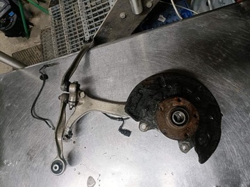 Zwrotnica Prawy Przód Audi A4B6/B7 8E0407242B