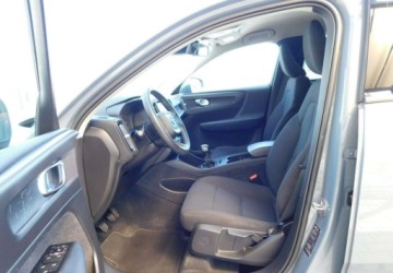 Volvo XC40 2022 Volvo XC 40 z Gwarancja Bezwypadkowy Kamera Podgrzewane Fotele 1.5 Benzyna, zdjęcie 12