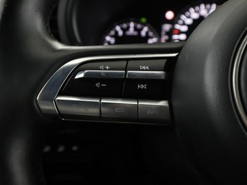 Mazda 3 IV Hatchback 2.0 Skyactiv-X 180KM 2019 Mazda 3 automat mHEV skóra full LED navi kamera i, zdjęcie 32