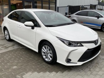 Toyota Corolla XII Sedan Facelifting 1.8 Hybrid 140KM 2025 Od ręki - Comfort 1.8 Hybrid 140KM | Tempomat adaptacyjny!, zdjęcie 2