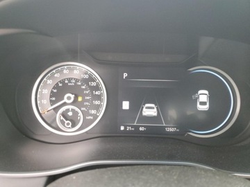  Genesis G70 Base 2025 2.5l 2.5 Benzyna 300KM, zdjęcie 9