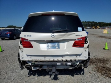 Mercedes Klasa GL X166 2015 Mercedes-Benz GL 2015 Mercedes-Benz GL 550 4MATIC 4.6 Benzyna 429KM, zdjęcie 6