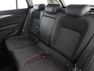 Opel Insignia I Sports Tourer Facelifting 2.0 CDTI Ecotec 170KM 2017 Opel Insignia full LED navi klima auto grzane, zdjęcie 16