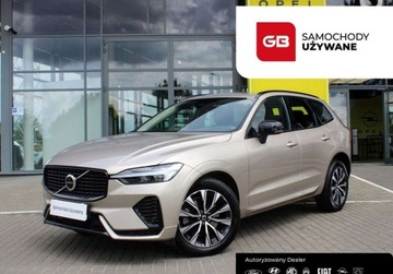 Volvo XC60 II 2023 Volvo XC 60 Volvo XC60 2.0 190KM A8 Plus Dark Salon PL FV23 Serwis ASO GWA