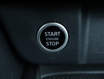 Nissan Qashqai III Crossover 1.3 DIG-T MHEV 158KM 2023 Nissan Qashqai 1.3 DIG-T MHEV, Salon Polska, zdjęcie 17