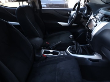 Nissan Navara IV Double Cab 2.3 190KM 2015 Nissan Navara 2.3 dCi, Salon Polska, zdjęcie 8