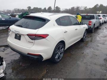 Maserati Levante 2021 Maserati Levante S 2021 3.0 Benzyna 424KM, zdjęcie 5