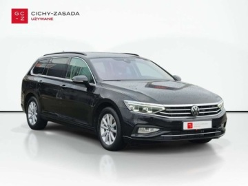 Volkswagen Passat B8 Variant Facelifting 2.0 TDI SCR 150KM 2022 Volkswagen Passat Variant FULL LEDDSG Masaze Virtual HAK Faktura VAT, zdjęcie 6