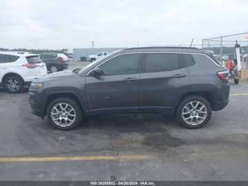 Jeep Compass II 2023 Jeep Compass Latitude lux, 2023r., 4x4, 2.0L 2.0 Benzyna 200KM, zdjęcie 7