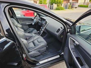 Volvo XC60 I SUV Facelifting 2.0 D3 DRIVE-E 150KM 2016 Volvo XC 60 R-Design___2.0 D3 150KM Geartronik BiXenon LED Skora Kamera Vi, zdjęcie 32