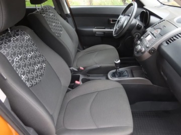 Kia Soul I Crossover 1.6 CRDI VGT 128KM 2009 Kia Soul 1.6 CRDI, Salon Polska, Klima, zdjęcie 8