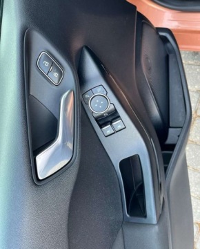 Ford Fiesta VIII Hatchback 3d 1.0 EcoBoost 100KM 2018 Ford Fiesta Ford Fiesta 1.0 EcoBoost STart-Stop Trend Benzyna 101KM, zdjęcie 16