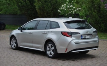 Toyota Corolla XII TS Kombi 1.2 Turbo D-4T 116KM 2019 Toyota Corolla GWARANCJA, 2019r, Niski przebieg, Dobre wyposazenie, Ladnie, zdjęcie 3
