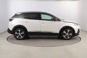 Peugeot 3008 II Crossover 1.5 BlueHDI 130KM 2018 Peugeot 3008 1.5 BlueHDi, Salon Polska, zdjęcie 5