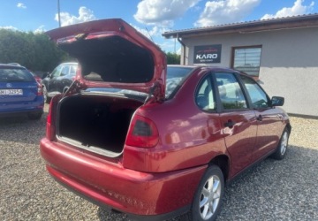 Seat Cordoba I Sedan 1.6 i 75KM 1998 Seat Cordoba 1998r 1.6 BenzynaLPG 75KM, zdjęcie 11