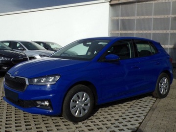 Skoda Fabia IV 1.0 MPI 80KM 2025 SKODA Fabia Essence 1.0 MPI Hatchback 80KM 2025, zdjęcie 1