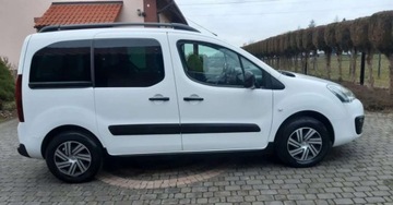 Citroen Berlingo II Combi Facelifting 2015 1.6 BlueHDi 120KM 2016 Citroen Berlingo Citroen Berlingo Multispace BlueHDi 120 SampS XTR 1.6, zdjęcie 20