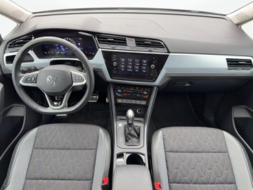 Volkswagen Touran III 2.0 TDI 150KM 2025 Volkswagen Touran 2.0 TDI 150KM DSG Edycja Specjalna GOAL FV23 7 Osobowy, zdjęcie 9