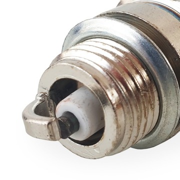 СВЕЧА ЗАЖИГАНИЯ ТИПА L7T ДЛЯ БЕНЗИНОВОЙ ПИЛЫ