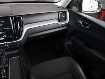 Volvo XC60 II Crossover D4 190KM 2020 Volvo XC60 D4, Salon Polska, Serwis ASO, 187 KM, zdjęcie 7