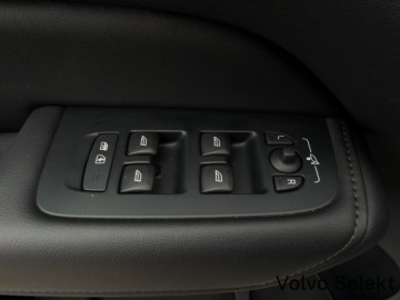 Volvo XC60 II 2025 Volvo XC 60 XC60 B5 B AWD Plus Dark Pakiet Climate, zdjęcie 15