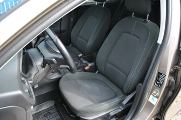 Ford Focus III Hatchback 5d facelifting 1.0 EcoBoost 125KM 2018 Ford Focus Hatchback Trend 1,0 EcoBoost 125KM ASO, zdjęcie 19