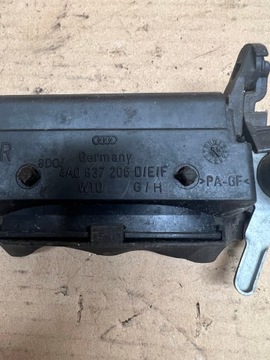 AUDI A4 B5 97R KLIKA VNĚJŠÍ PRAVÝ PŘEDNÍ