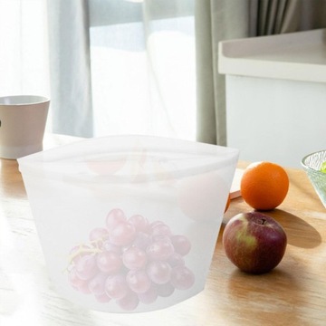 Силиконовый пакет для хранения продуктов. Плотно закрывается.
