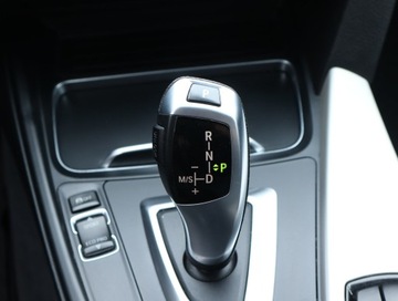 BMW Seria 3 F30-F31-F34 Limuzyna Facelifting 1.5 318i 136KM 2016 BMW 3 318 i, Salon Polska, Automat, Klima, zdjęcie 15