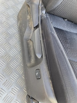 SEDADLO PRAVÝ PŘEDNÍ GB TOYOTA PRIUS IV 15-