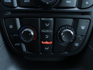 Opel Meriva II Mikrovan 1.4 Twinport ECOTEC 100KM 2013 Opel Meriva 1.4 i, Klima, Tempomat,ALU, zdjęcie 15