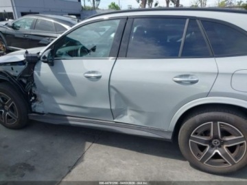 Mercedes GLC C254/X254 2025 Mercedes-Benz GLC 350E 4Matic 2025 2.0 Hybryda Plug-in 201KM, zdjęcie 5
