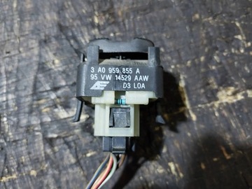 KNOFLÍKY SKEL ŘIDIČE LEVÝ PŘEDNÍ VOLKSWAGEN PASSAT B4 3A0959855A