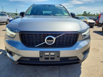 Volvo XC40 Crossover 2.0 T5 247KM 2019 Volvo XC 40 T5 R-Design 2019 2.0 Benzyna 248KM, zdjęcie 5