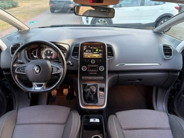 Renault Grand Scenic III 1.2 Energy TCe 130KM 2017 Renault Grand Scenic 1.2 TCe 130 KM 7 foteli, zdjęcie 8