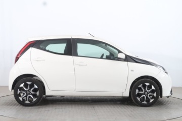 Toyota Aygo II Hatchback 3d Facelifting 1.0 VVT-i 72KM 2019 Toyota Aygo 1.0 VVT-i, Klima, Tempomat, Parktronic, zdjęcie 5