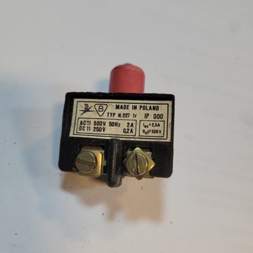 Przełącznik przycisk sterowniczy TYP N-227 500V 250V 2A 0,2A różowy