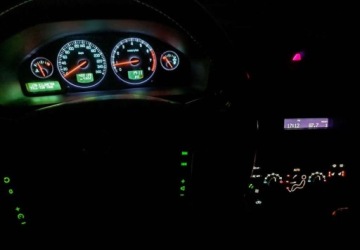 Volvo V70 II 2.4 170KM 2006 Volvo V70 Volvo V70 2.4 Kinetic 2.4 Benzyna 170KM, zdjęcie 1