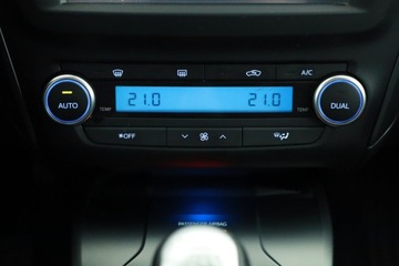 Opel Meriva II Mikrovan 1.4 Turbo ECOTEC 140KM 2010 Opel Meriva 1.4 Turbo, Klima, Klimatronic, zdjęcie 12