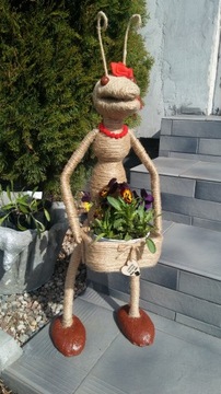 DEKORACJA OZDOBA OGRODOWA FIGURKA EKO PANI MRÓWKA