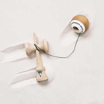 KENDAMA KROM POP ПРОЗРАЧНЫЙ + СТРУНКИ + НАКЛЕЙКИ