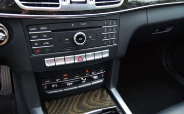 Mercedes Klasa E W212 Kombi Facelifting 250 CDI 204KM 2016 Mercedes-Benz Klasa E E250 2.2D 204Ps 4x4 Navi Full Led Lopatki Szyberdach, zdjęcie 23