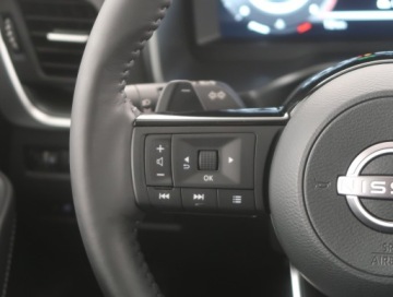 Nissan Qashqai III Crossover Facelifting 1.3 DIG-T MHEV 158KM 2025 Nissan Qashqai 1.3 DIG-T MHEV, 1. Właściciel, zdjęcie 15