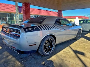 Dodge Challenger III 2022 Dodge Challenger 2022 DODGE CHALLENGER RT 5.7 Benzyna 372KM, zdjęcie 7