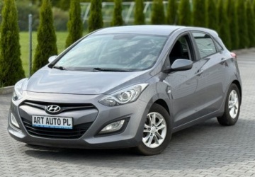 Hyundai i30 II Hatchback 5d 1.6 CRDi 110KM 2015 Hyundai i30 1.6 CRDI 110 KM LIFT Klimatyzacja 1.6 Diesel 110KM, zdjęcie 1