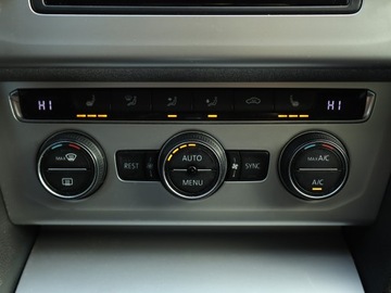 Volkswagen Passat B8 Variant 2.0 TDI 150KM 2014 VW Passat 2.0 TDI, Automat, Navi, Klima, zdjęcie 11