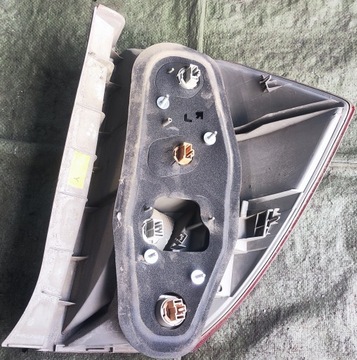 HONDA FR-V 04-07 SVĚTLO LEVÝ ZADNÍ