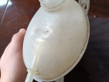 NÁDOBKA VYROVNÁVACÍ CLIO IV CAPTUR 217107259R