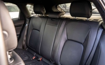 Jaguar F-Pace SUV 2.0 i4 250KM 2018 Jaguar F-Pace Jaguar F-Pace 25t AWD Premium 250KM 2.0 Benzyna 250KM, zdjęcie 17